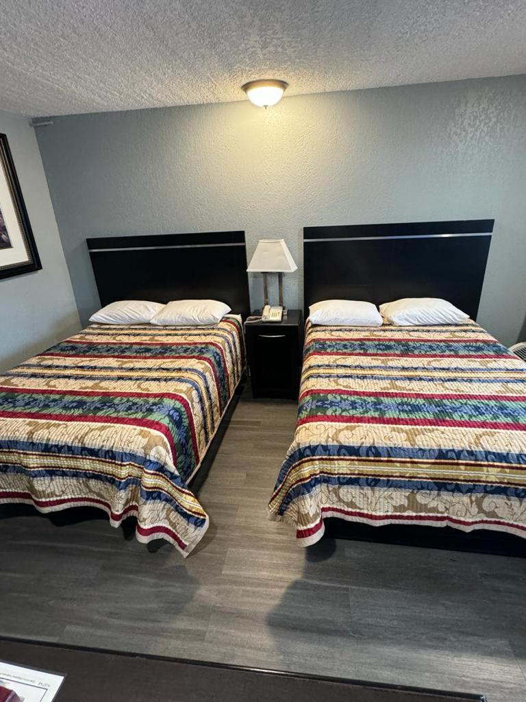Midtown Lodge แจ็กสันวิลล์ ภายนอก รูปภาพ